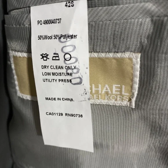 Michael Kors - Suit Jacket - NWT - 42 Short